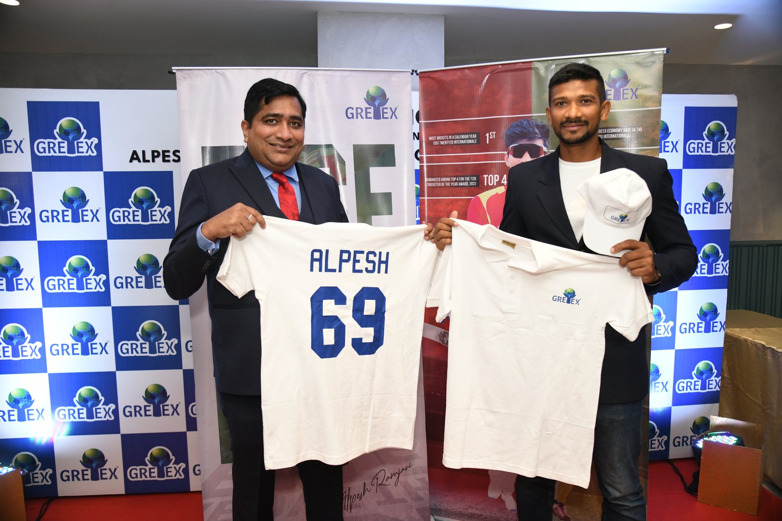 Alpesh Ramjani Signing