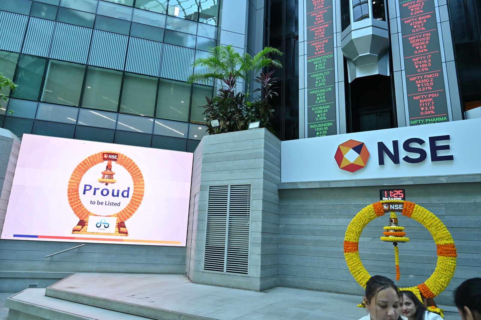 Owais Metal And Minerals Processing Listing Ceremony Photos