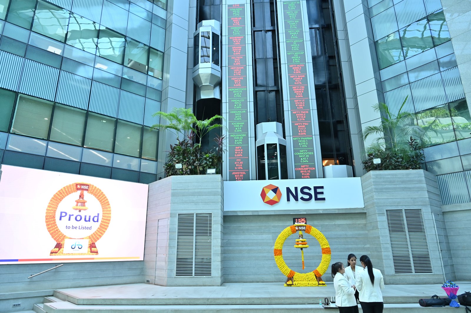 Owais Metal And Minerals Processing Listing Ceremony Photos