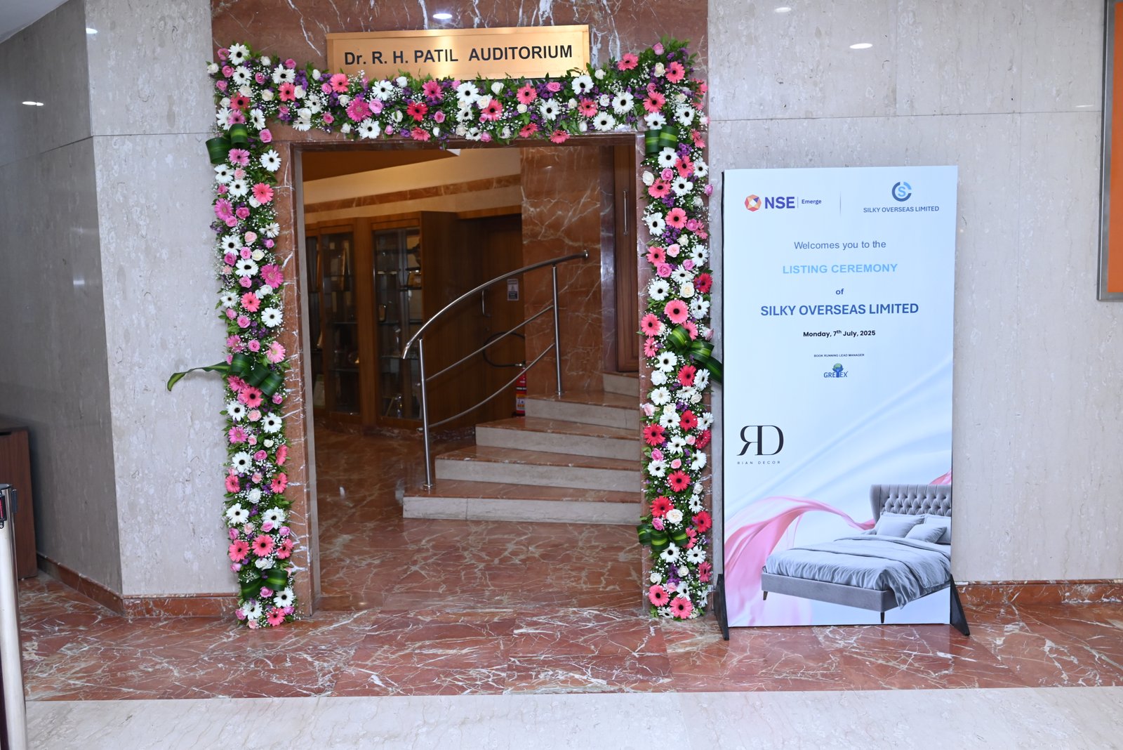 Silky Overseas Limited Listing Ceremony Photos