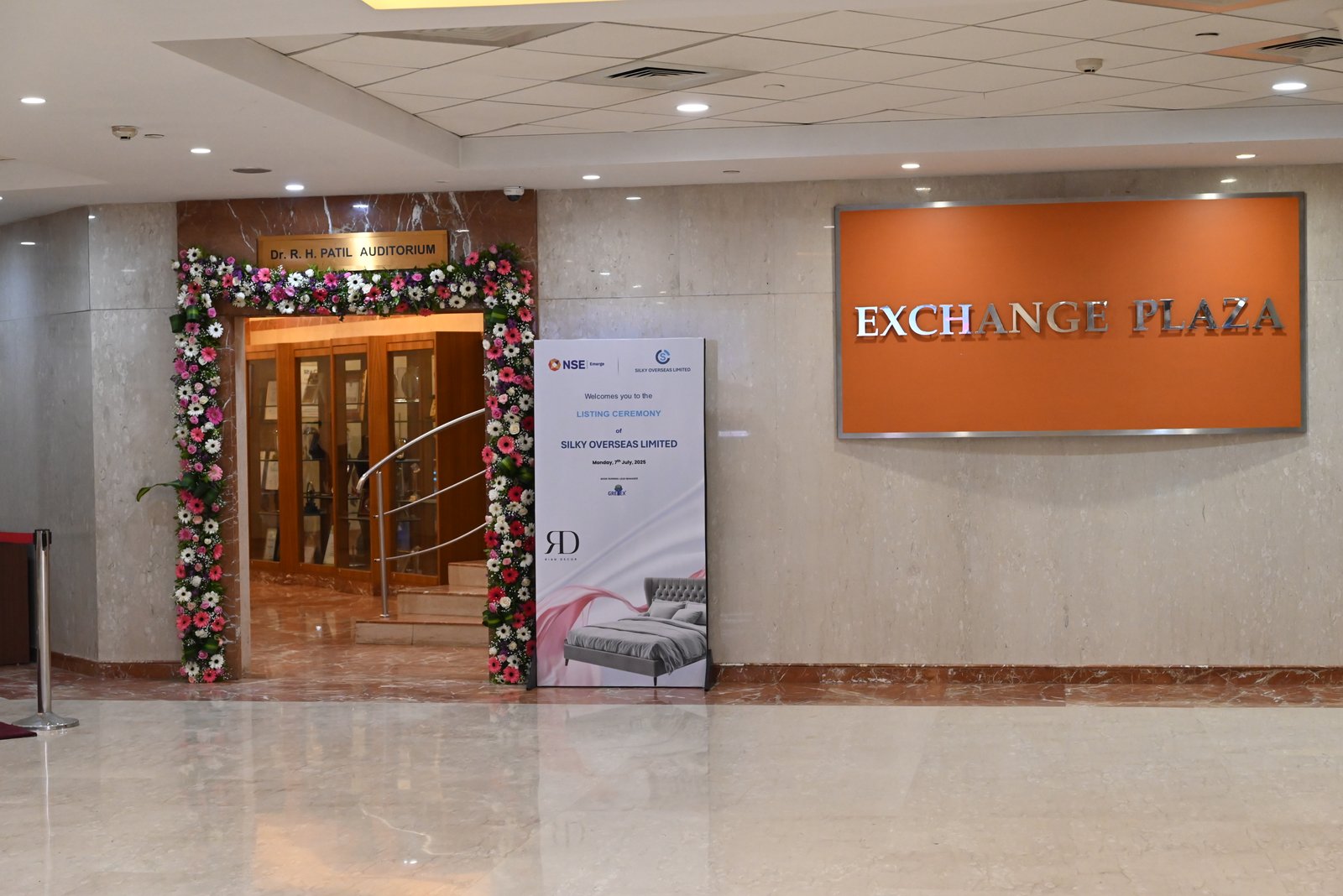 Silky Overseas Limited Listing Ceremony Photos