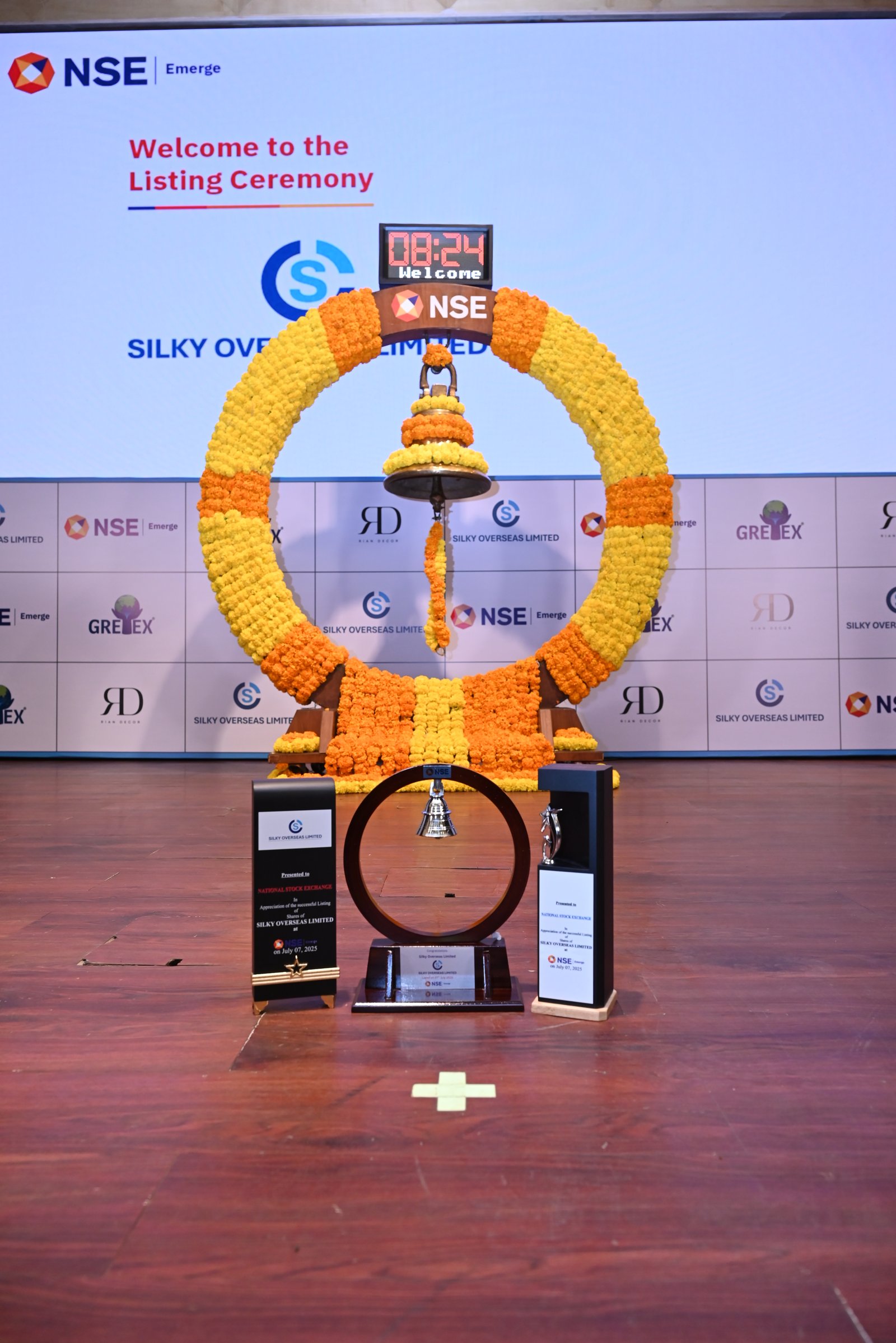Silky Overseas Limited Listing Ceremony Photos