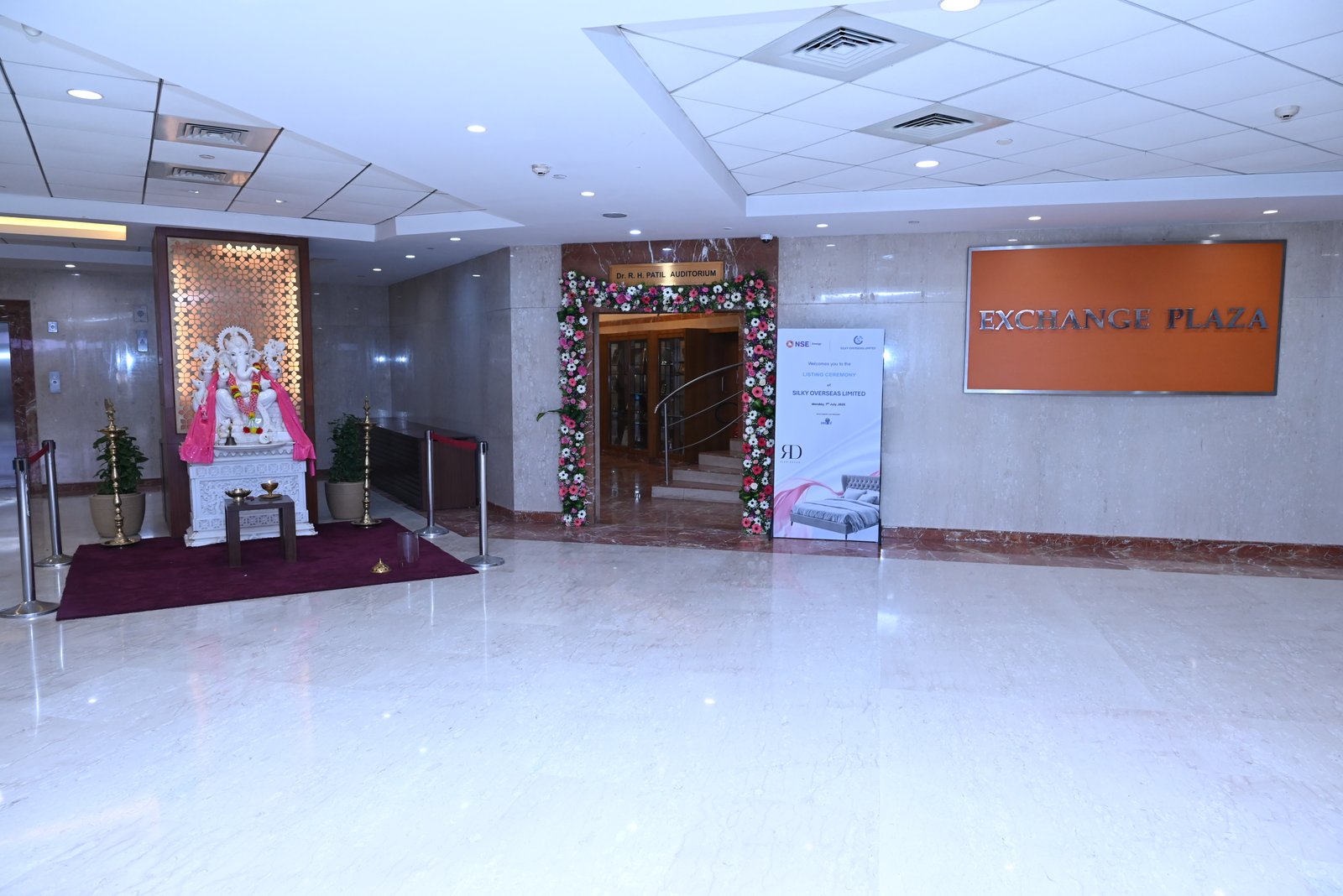 Silky Overseas Limited Listing Ceremony Photos