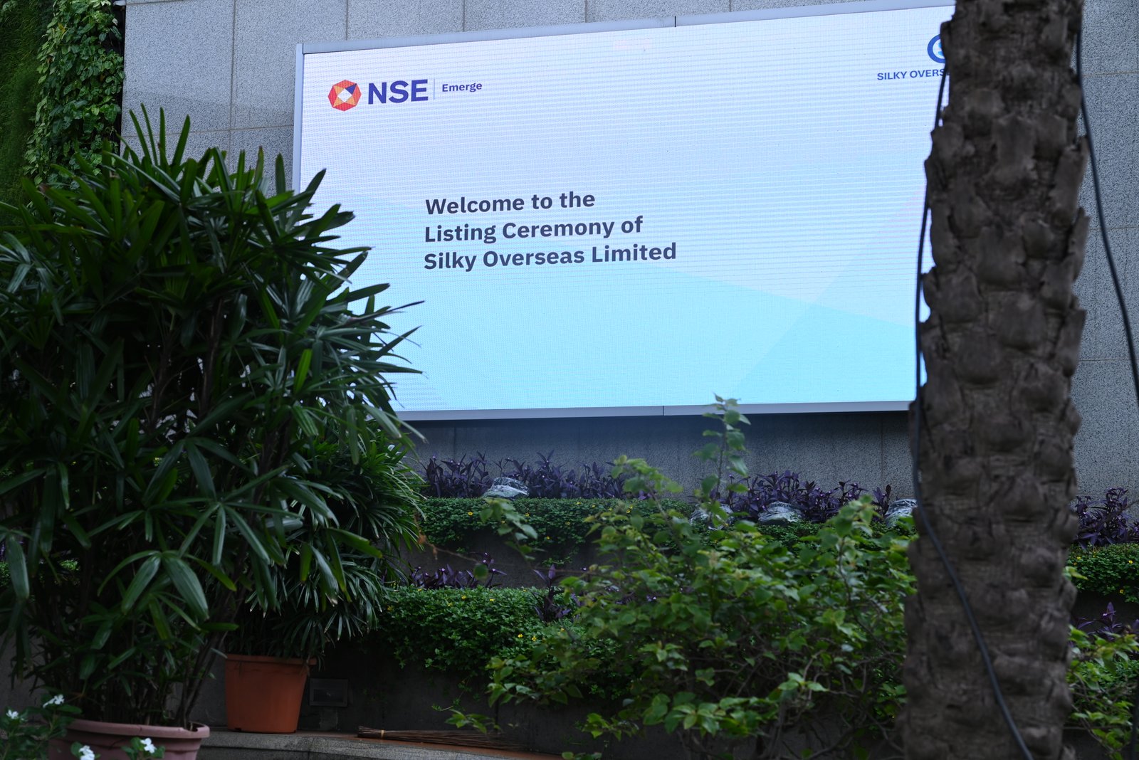 Silky Overseas Limited Listing Ceremony Photos
