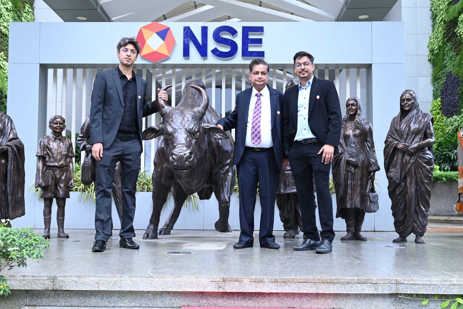 Silky Overseas Limited Listing Ceremony Photos