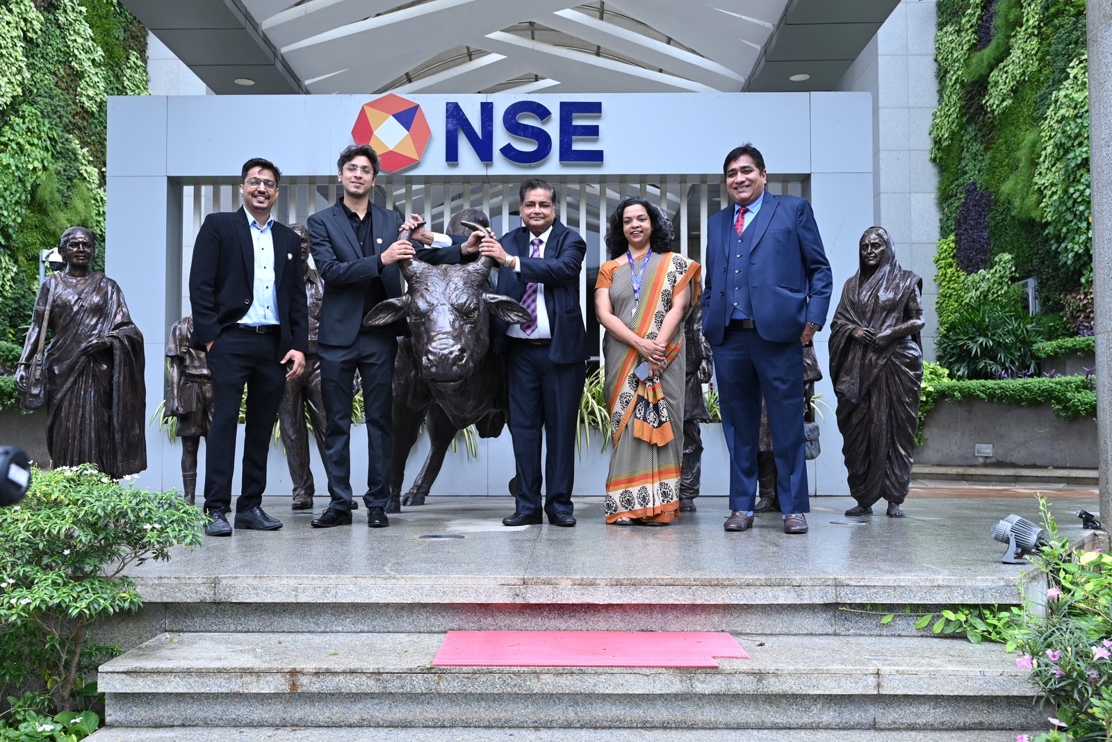 Silky Overseas Limited Listing Ceremony Photos