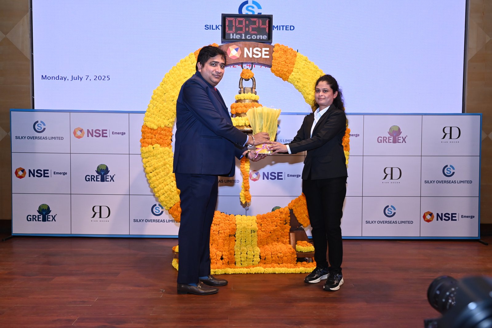 Silky Overseas Limited Listing Ceremony Photos