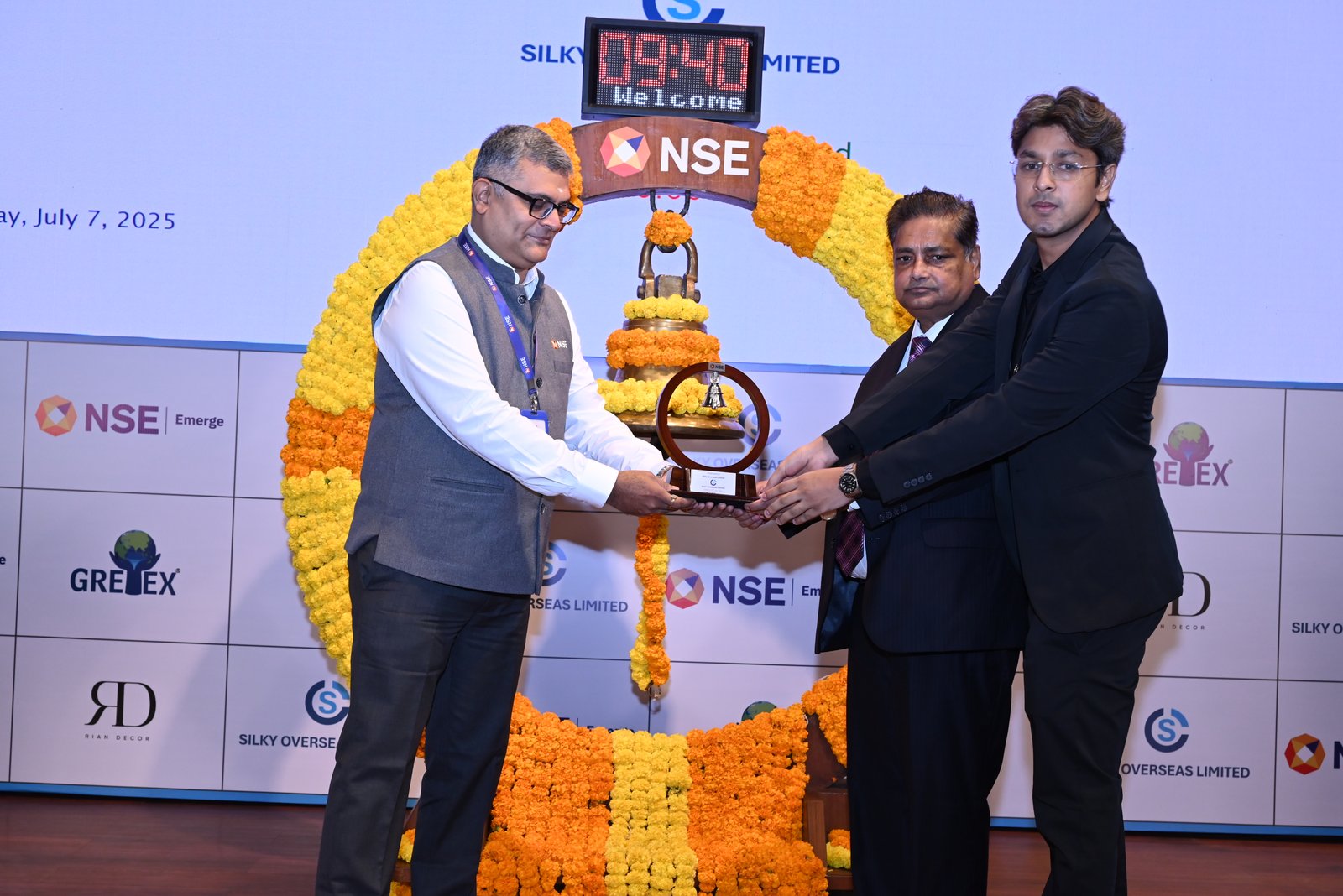 Silky Overseas Limited Listing Ceremony Photos