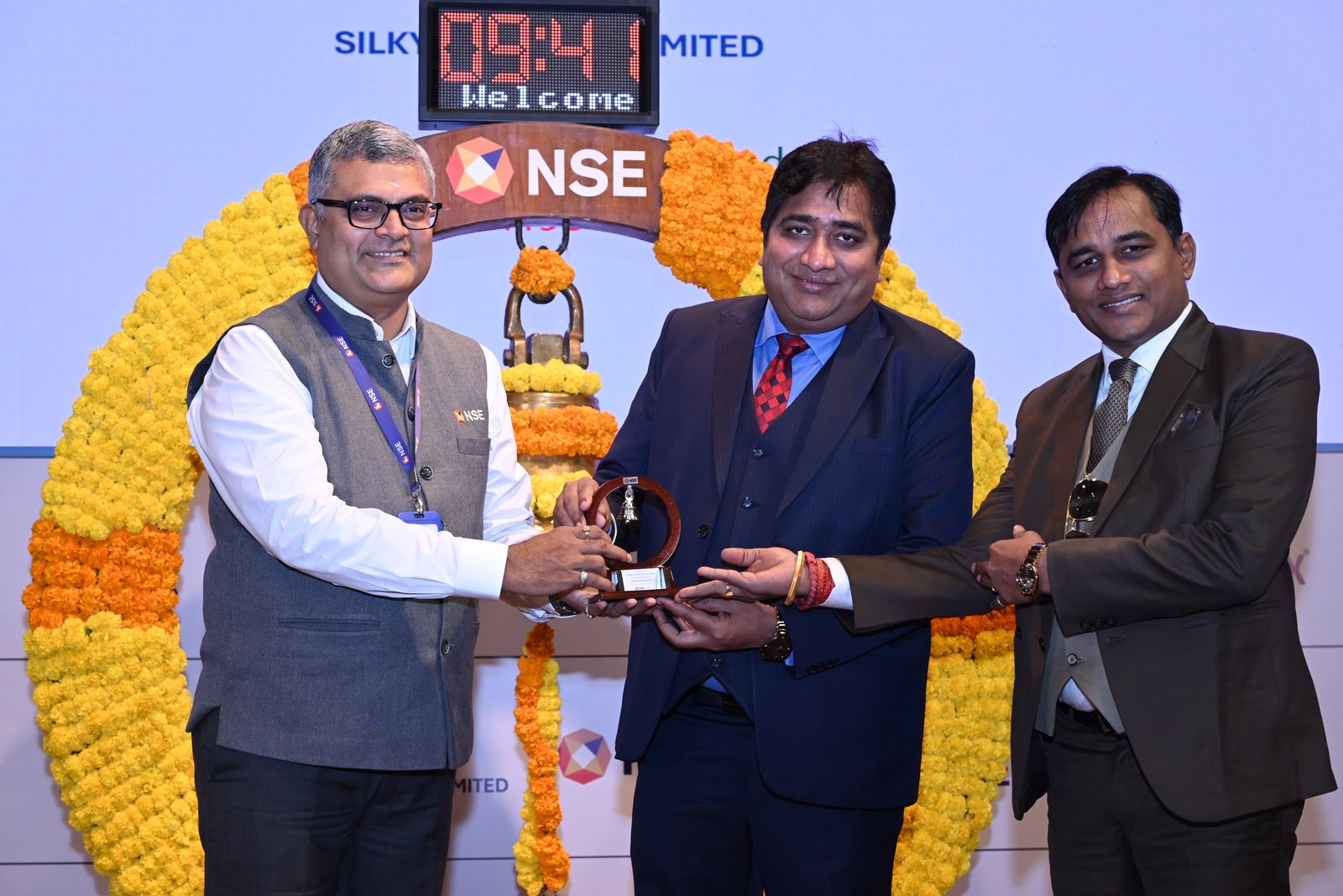 Silky Overseas Limited Listing Ceremony Photos