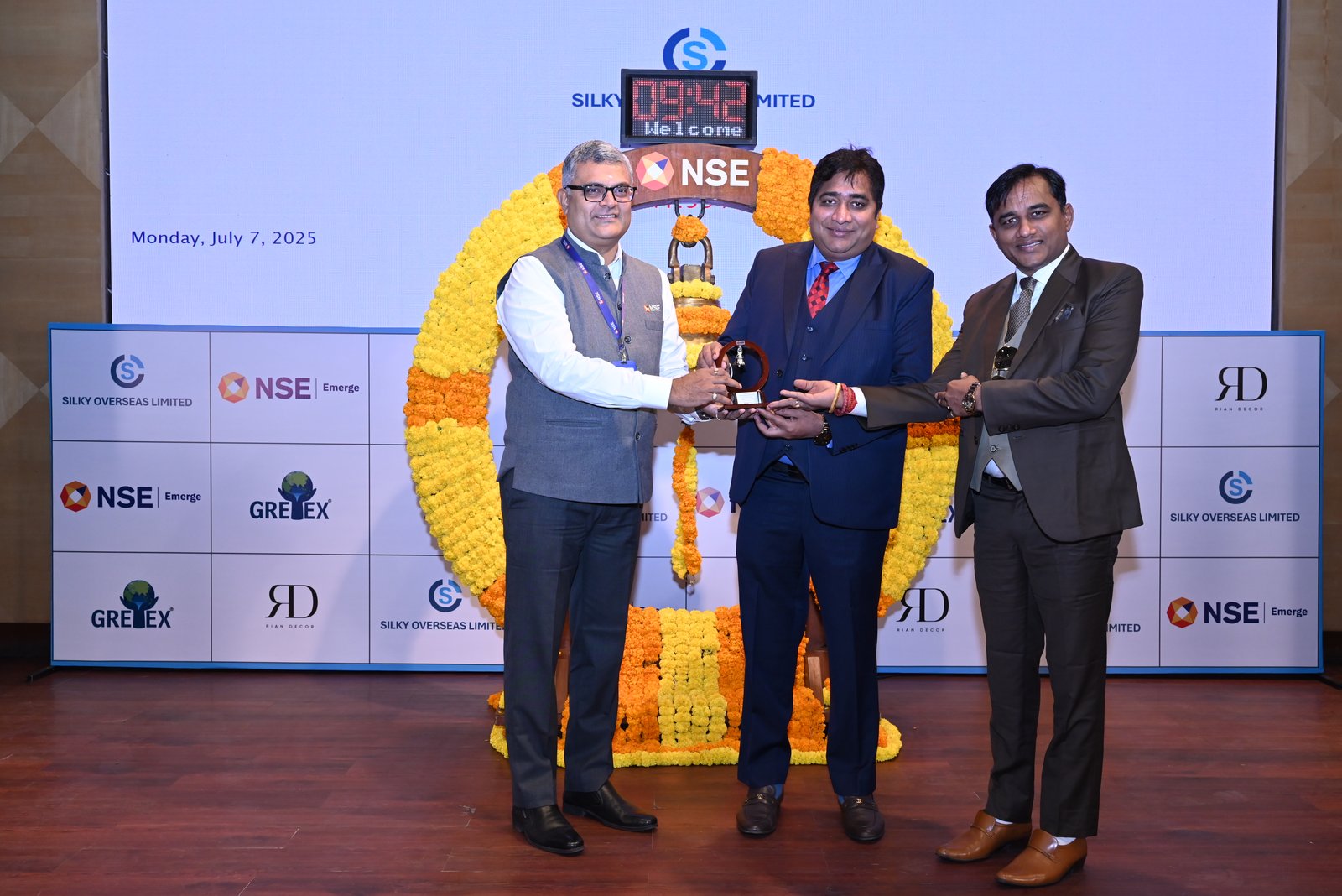 Silky Overseas Limited Listing Ceremony Photos