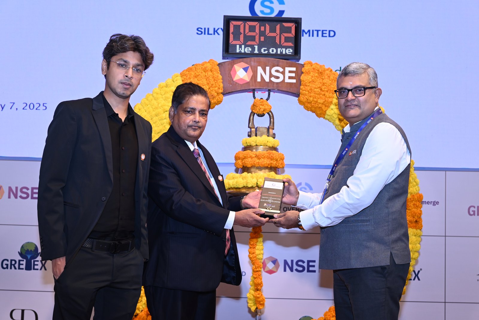 Silky Overseas Limited Listing Ceremony Photos