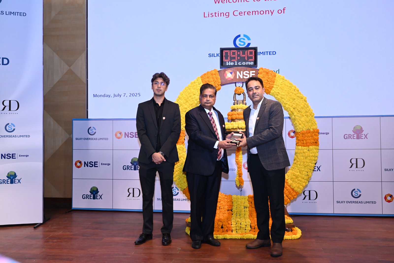 Silky Overseas Limited Listing Ceremony Photos