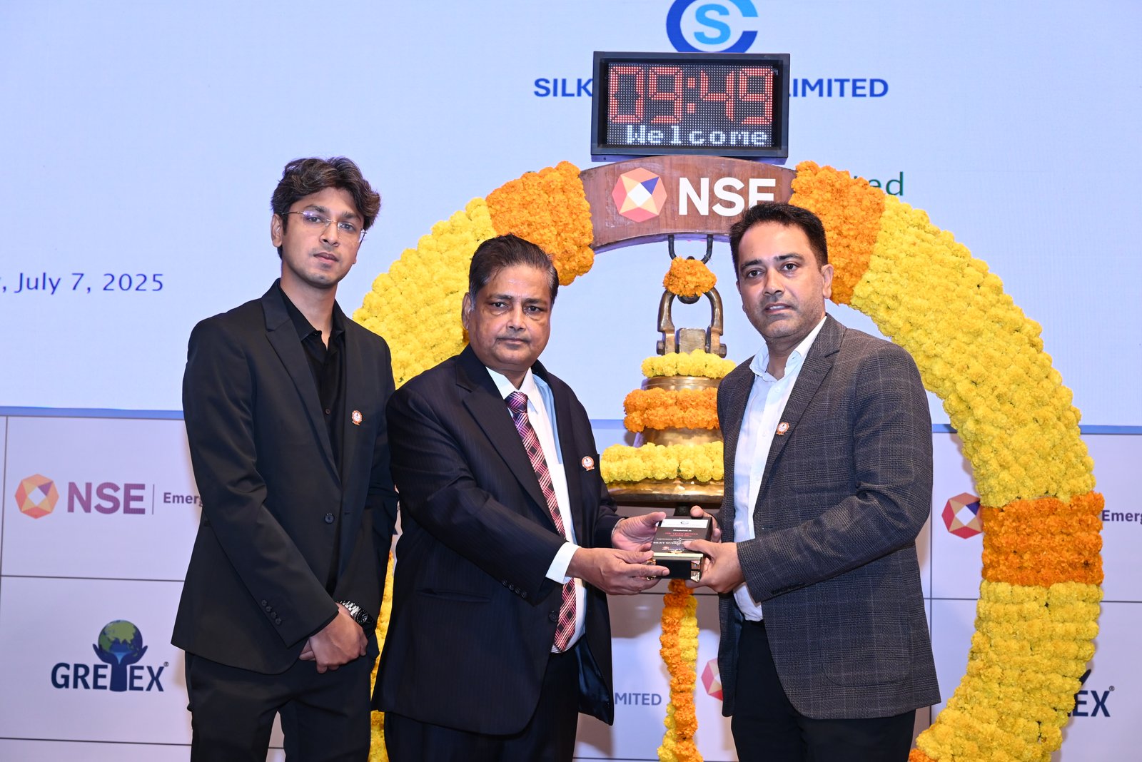 Silky Overseas Limited Listing Ceremony Photos