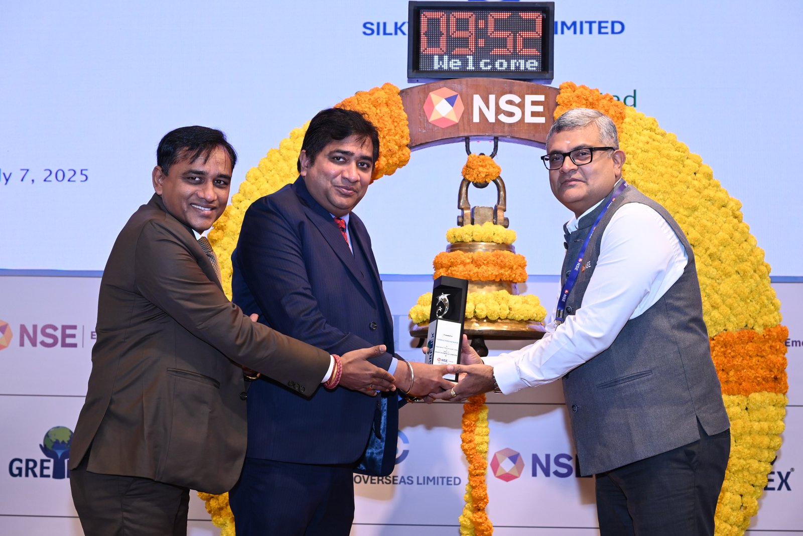 Silky Overseas Limited Listing Ceremony Photos