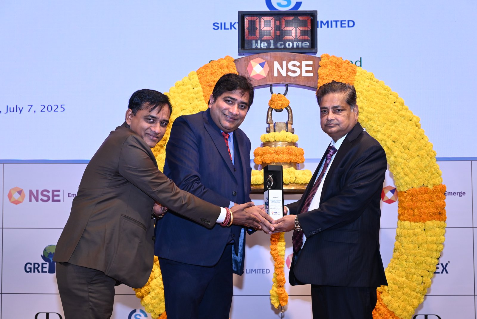 Silky Overseas Limited Listing Ceremony Photos