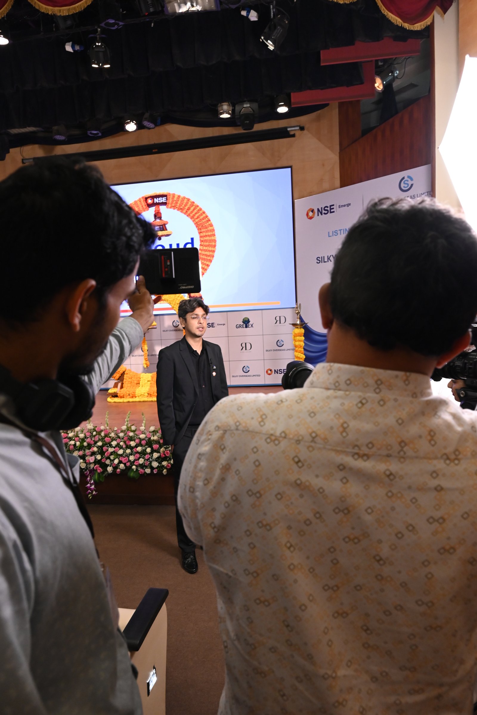 Silky Overseas Limited Listing Ceremony Photos