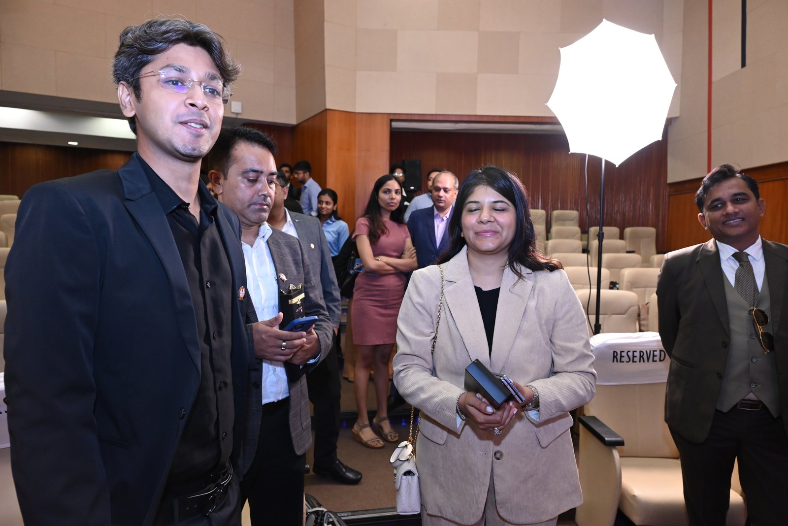 Silky Overseas Limited Listing Ceremony Photos