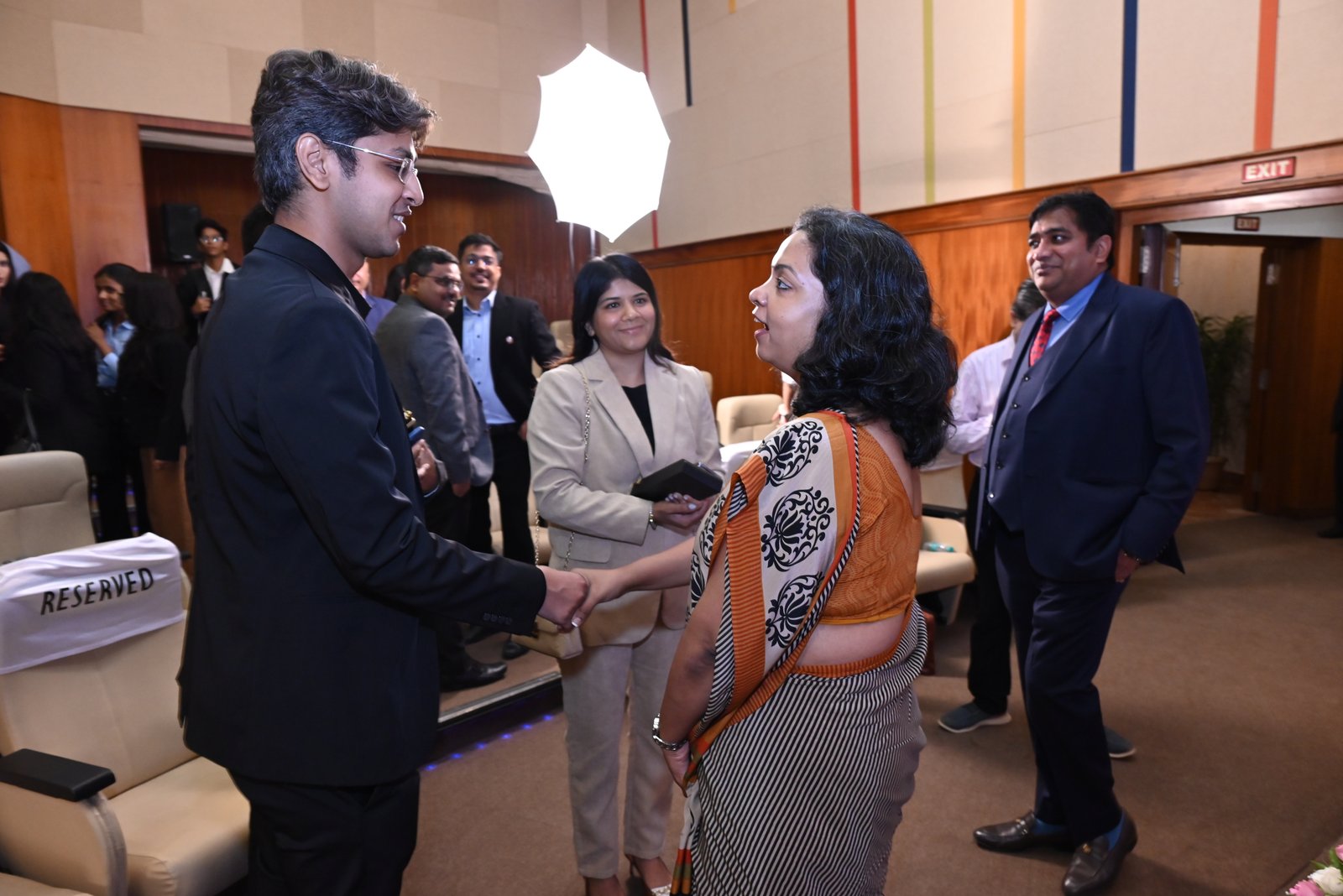 Silky Overseas Limited Listing Ceremony Photos