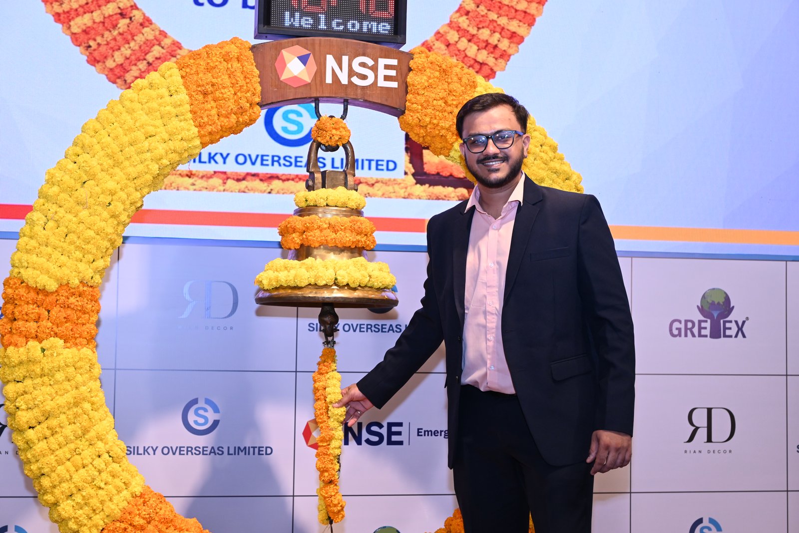 Silky Overseas Limited Listing Ceremony Photos