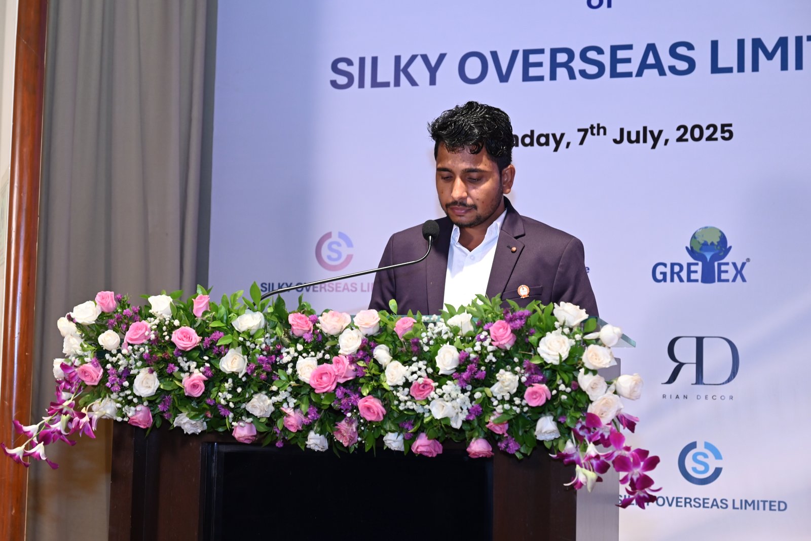 Silky Overseas Limited Listing Ceremony Photos